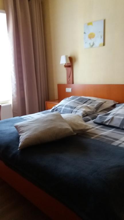 Hotel 'T Hert 헹크 외부 사진